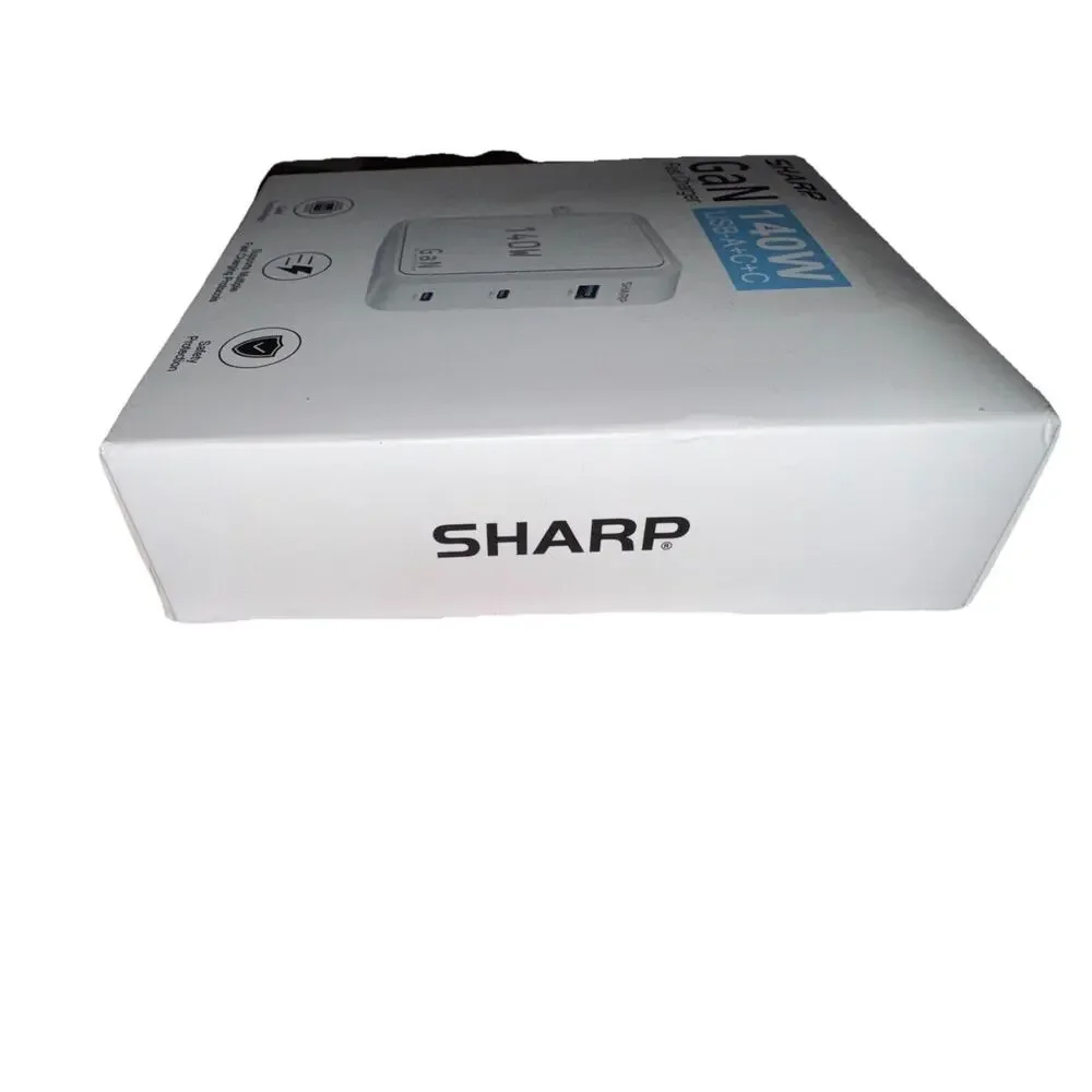 140W USB C Charger, Compact Foldable GaN Fast Charge 3-Port (2 USB-C, 1 USB-A)